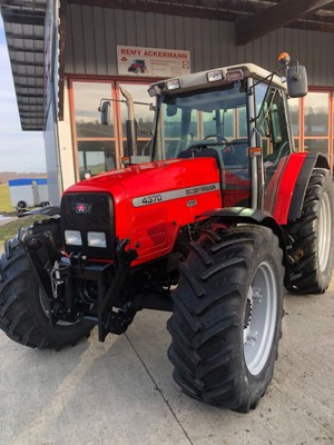 Tracteur Massey-Ferguson 4370