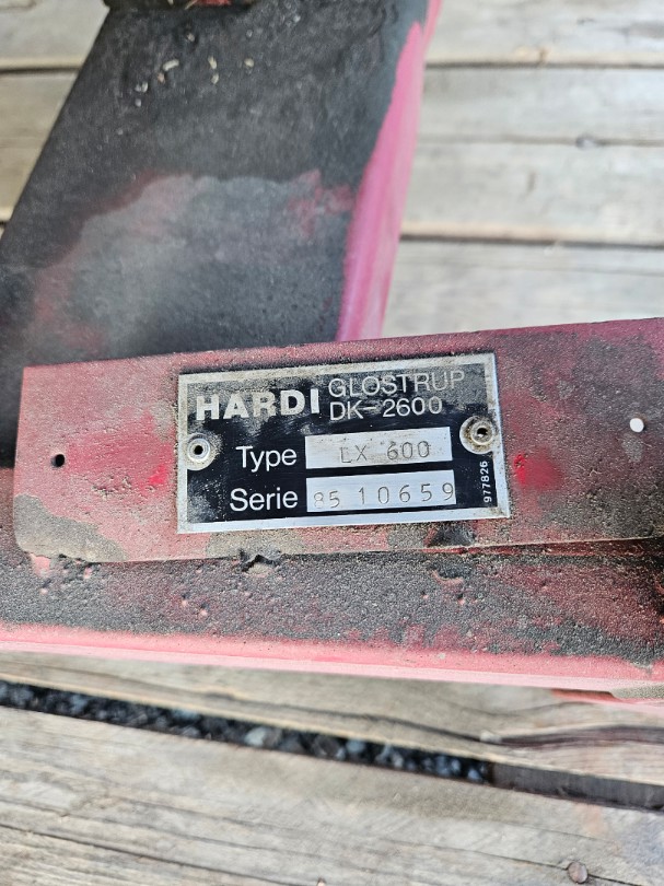 4c9394aa-5b1b-4ddf-825f-f3b435e7870f-Hardi LX 600, Haltiner Donat (6).png