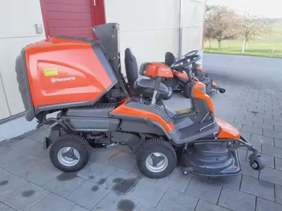 Husqvarna Rider TC 320 AWD mit Hochentleerung