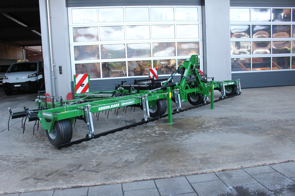 2d7462d4-0e69-4280-8f25-cc1659fd1762-Green.Rake_pro_6m (1).jpg