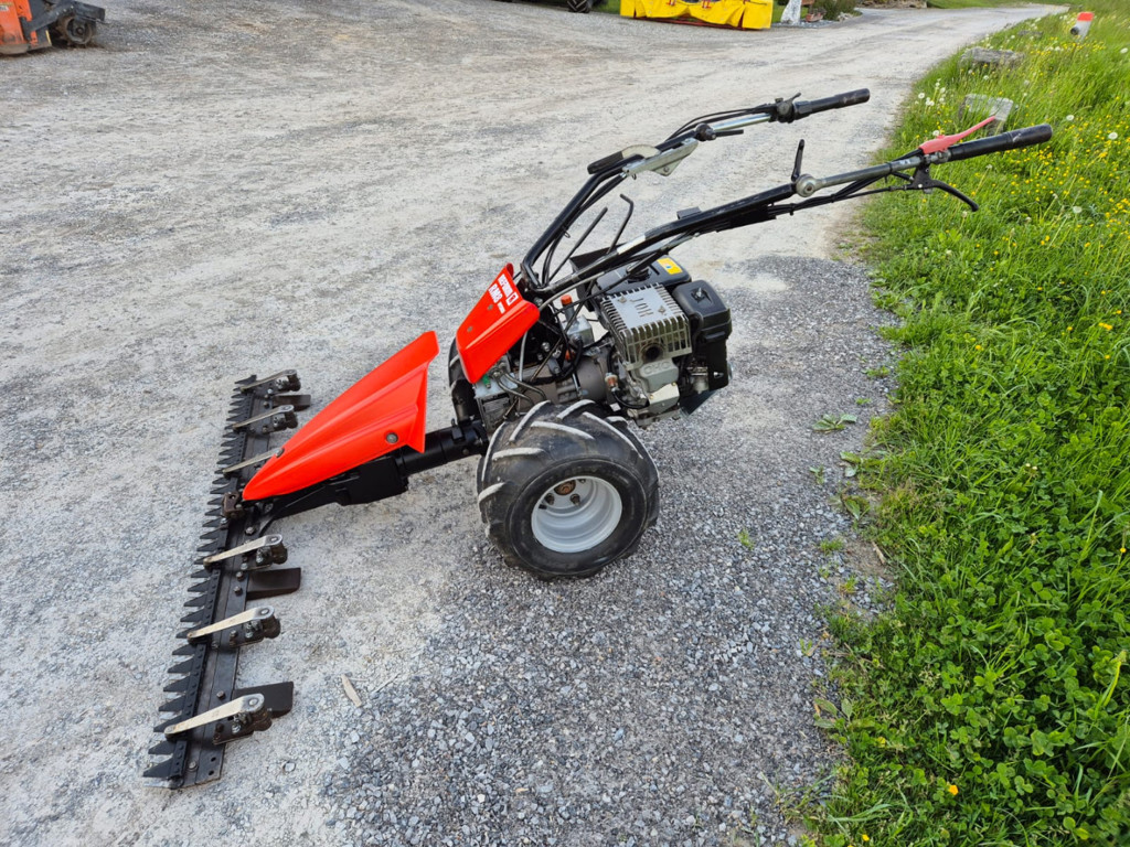 d01df9dc-860c-4ce7-9243-a0e7e6767abe-Reform RM8 vorne seitl.jpg