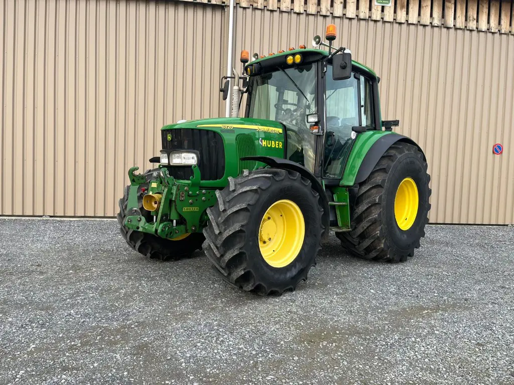 Traktor John Deere 6320