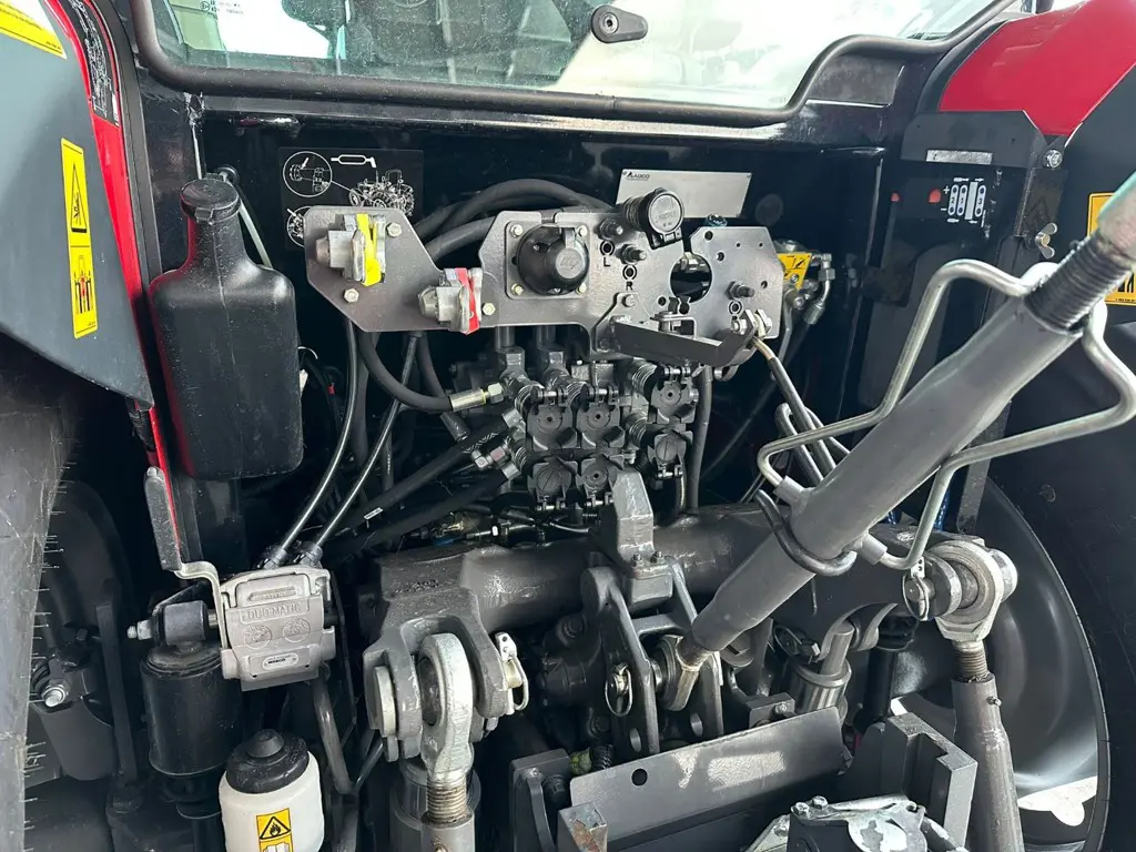 f03799f5-ae45-470e-be19-71f3e391715e-WhatsApp Image 2025-11-29 at 22.45.25 (4).jpg