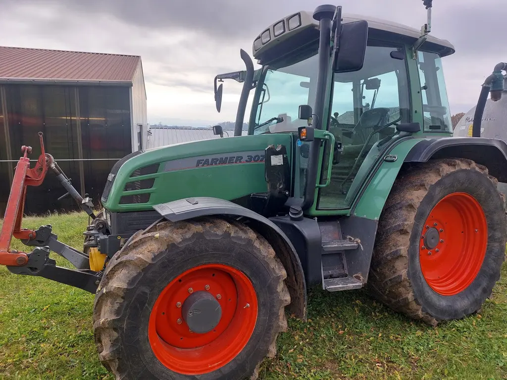 41cea337-d124-421d-80fc-854060f9cb56-Fendt Schindler (2).jpg