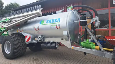 Vakuumfass BAUER V77 mit Schleppfix Gülleverteiler