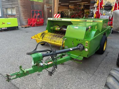 John Deere 359