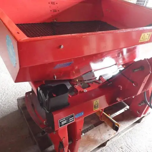 c4d80d41-7a62-4c1b-8e82-2f9360e6490c-65 R 15 (7).jpg