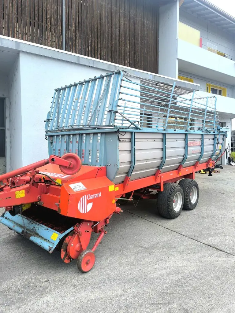 4a80332d-f155-4834-893f-514280a6584e-Ladewagen-Mengele 535 Garant-LMB Maschinen-2.png