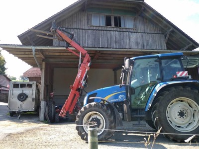 Farmi TK 1600 Hecklader mit Hubgerüst