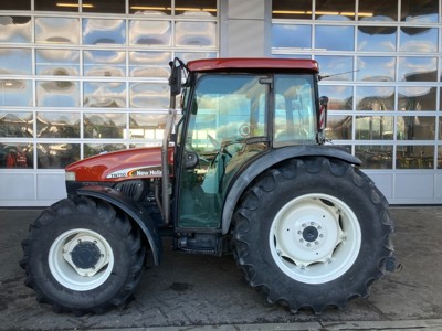 NEw Holland TN75D