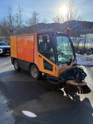 Kehrmaschine MFH 2500