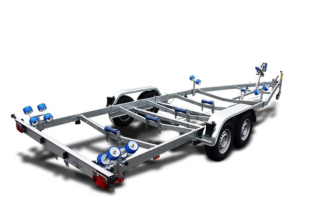 8781577d-6181-46a0-a34a-09f034421e80-BA3500-R von hinten_mit schatten (1).tif