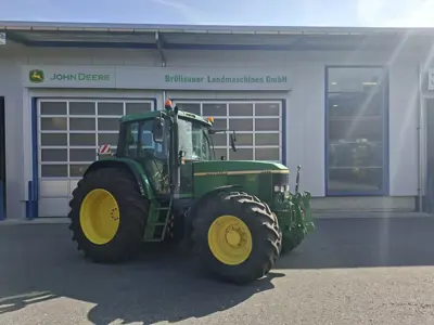 John Deere 6610