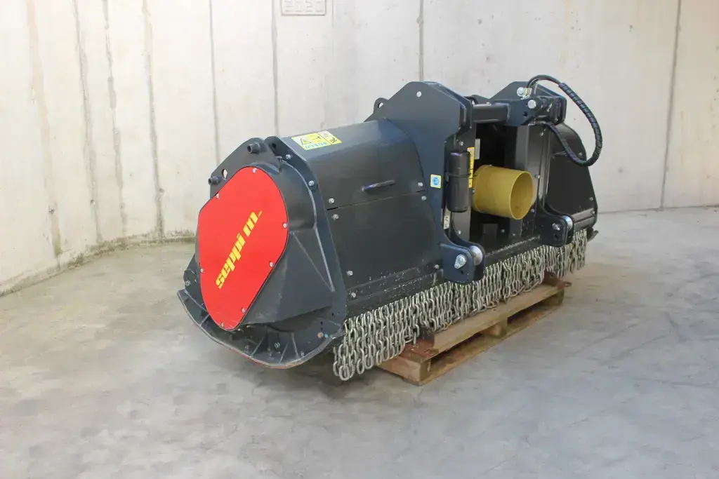 Forstmulcher Seppi M. Midiforst dt 225
