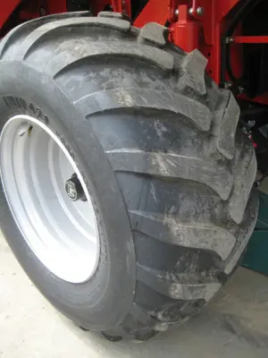 Grimme Radsatz zu SE 75-55 mit Trelleborg Twin 421