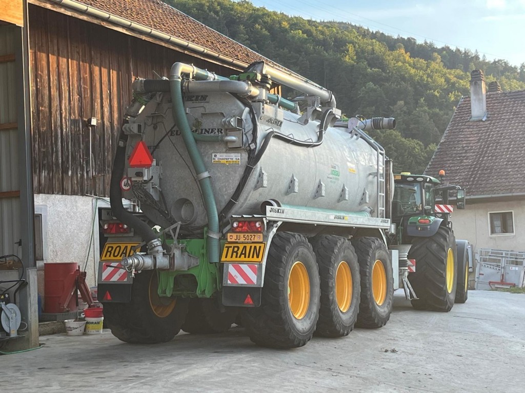 755f9a92-29bf-40b2-b537-e9811e775c3b-WhatsApp Image 2025-12-09 at 08.jpg