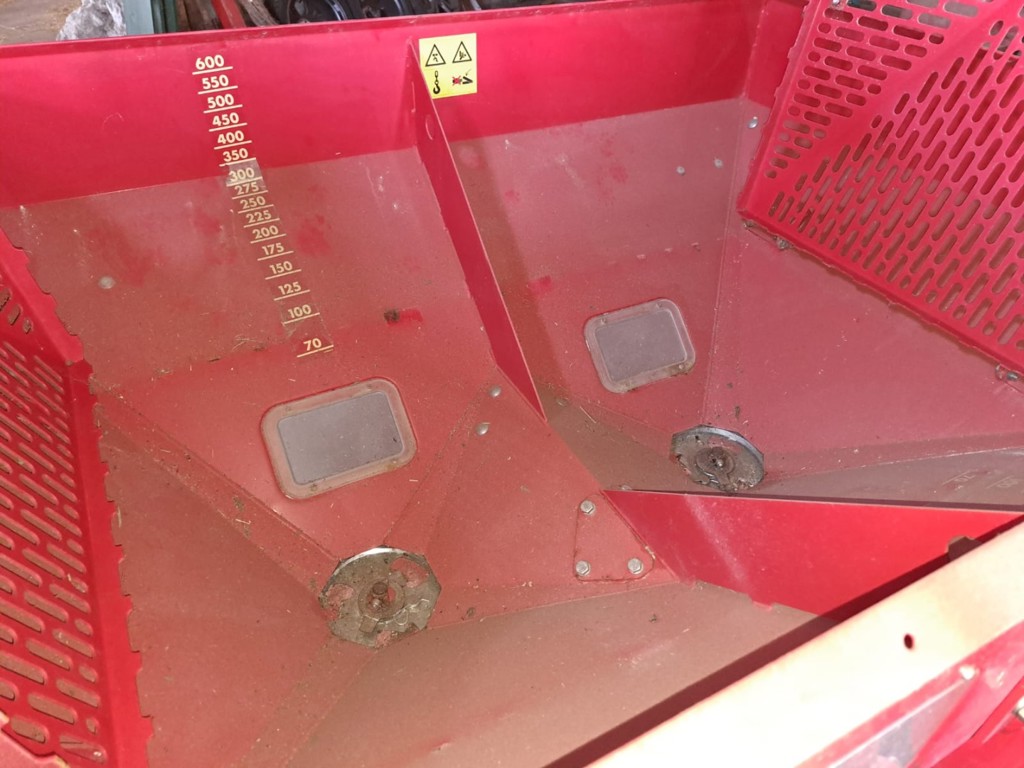 69ff1152-c392-4822-b6a3-f3631be5d8ca-WhatsApp Image 2026-01-04 at 15.jpg