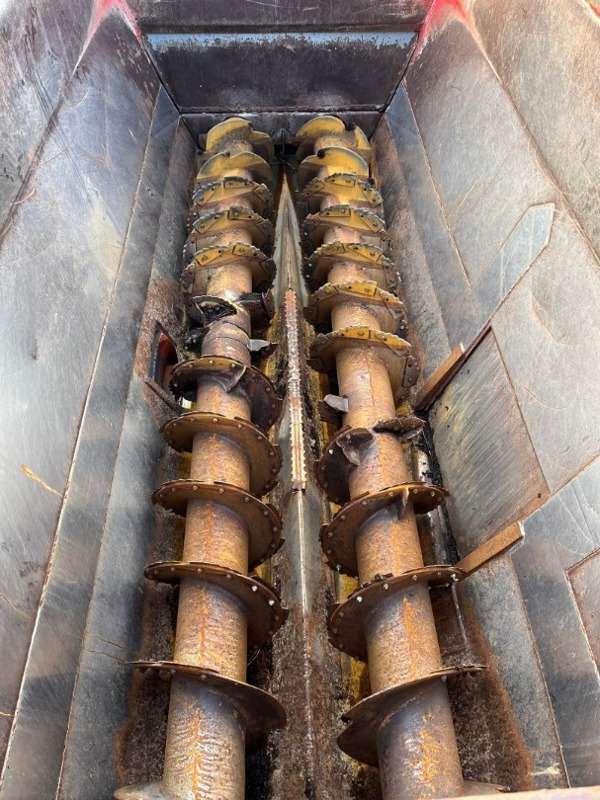 b6886cc7-d874-4583-833d-ebdad2f27a63-IMG_6195 (1).JPEG