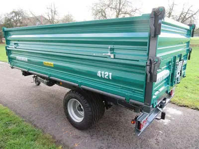 Pühringer Kipper 4121, 8t, 40km/h