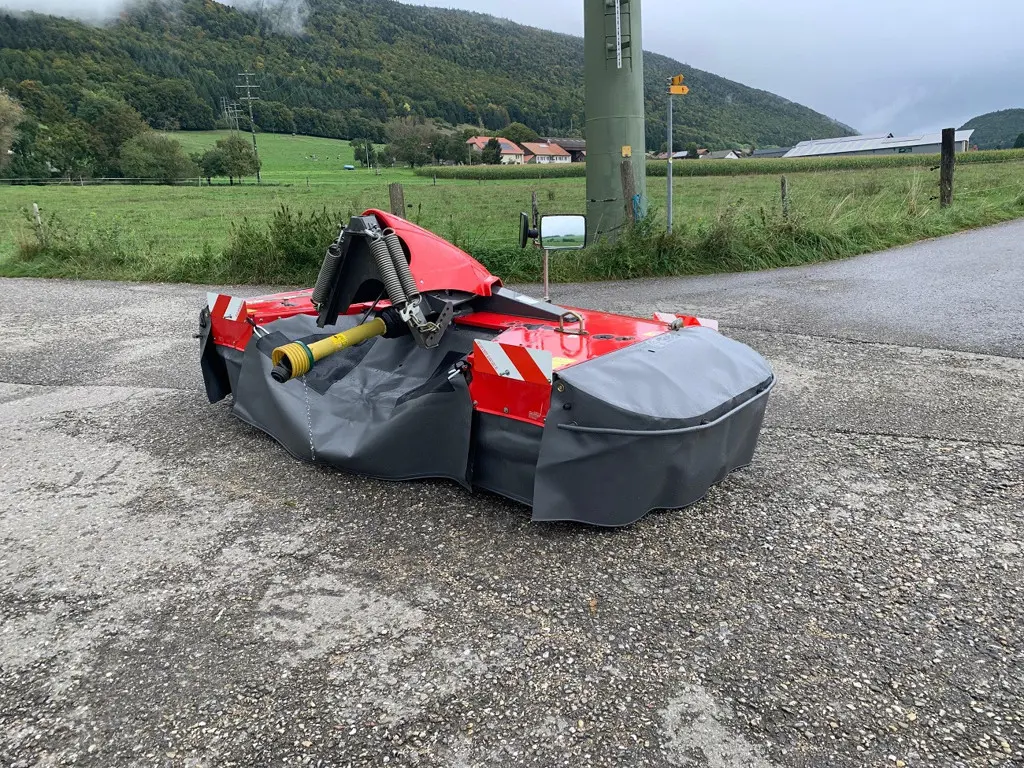 aaeef187-0c6b-41e6-b917-1337a8b3435d-Fella 3140 Ducommun (7).jpg