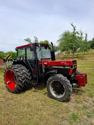 Case IH 585 Super Plus