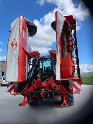 Combinaison de fauche Kuhn frontale et papillon