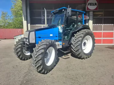 Traktor Valtra Valmet 900-4