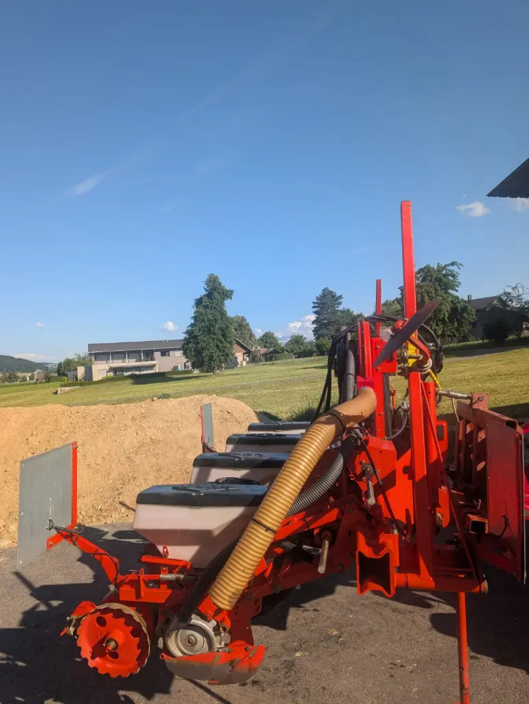 1f975c7d-761a-4947-8d05-064b5e8390fe-WhatsApp Image 2026-04-10 at 15.jpg