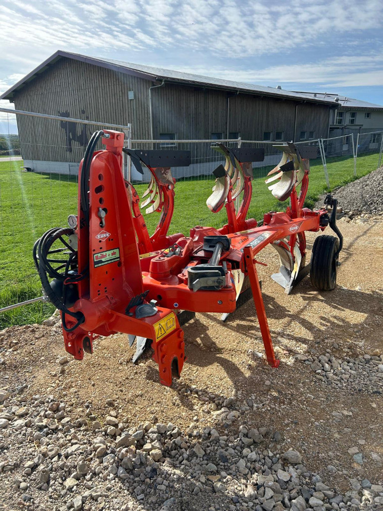 a0e08d81-3d8b-4589-9ea9-bda3d16f5bef-WhatsApp Image 2025-09-16 à 10.jpg