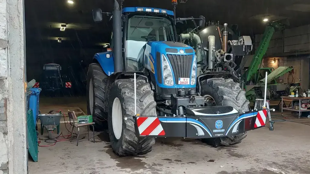 39f55191-f6f7-4e0f-863f-883647e0c6e8-new-holland-frontbumper-agribumper-tractorbumper-weight-2-1440.jpg