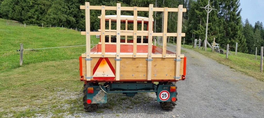 1834ca2a-3838-4634-ae9d-816f3ba65fb9-Muli 33 Heck Häfliger Sepp .jpg