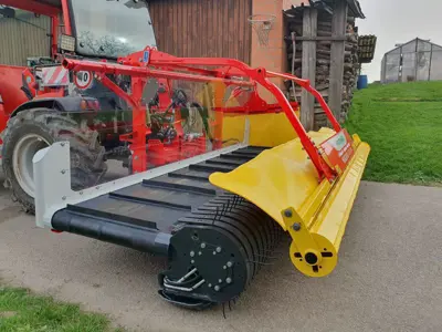Pöttinger Mergento F 4010 Alpin Bandschwader