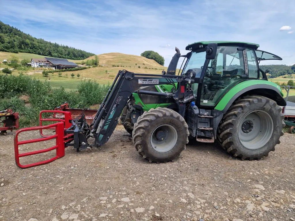 Traktor Deutz-Fahr 6150.4 C-Shift