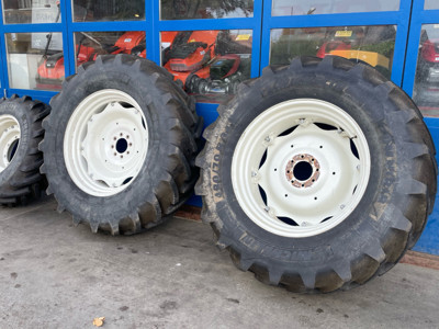 Rädersatz 480/70 R34 / 380/70 R24 zu New Holland