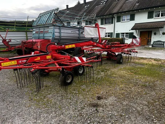 6bdaea59-ff13-4ca7-93ce-f983e25399bc-Kuhn 1.jpg