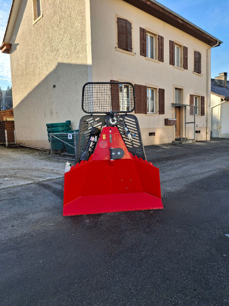 c26b2fbf-e20a-4c3e-aa2b-ddbfec9b2ce8-KRPAN 9 EH.jpg