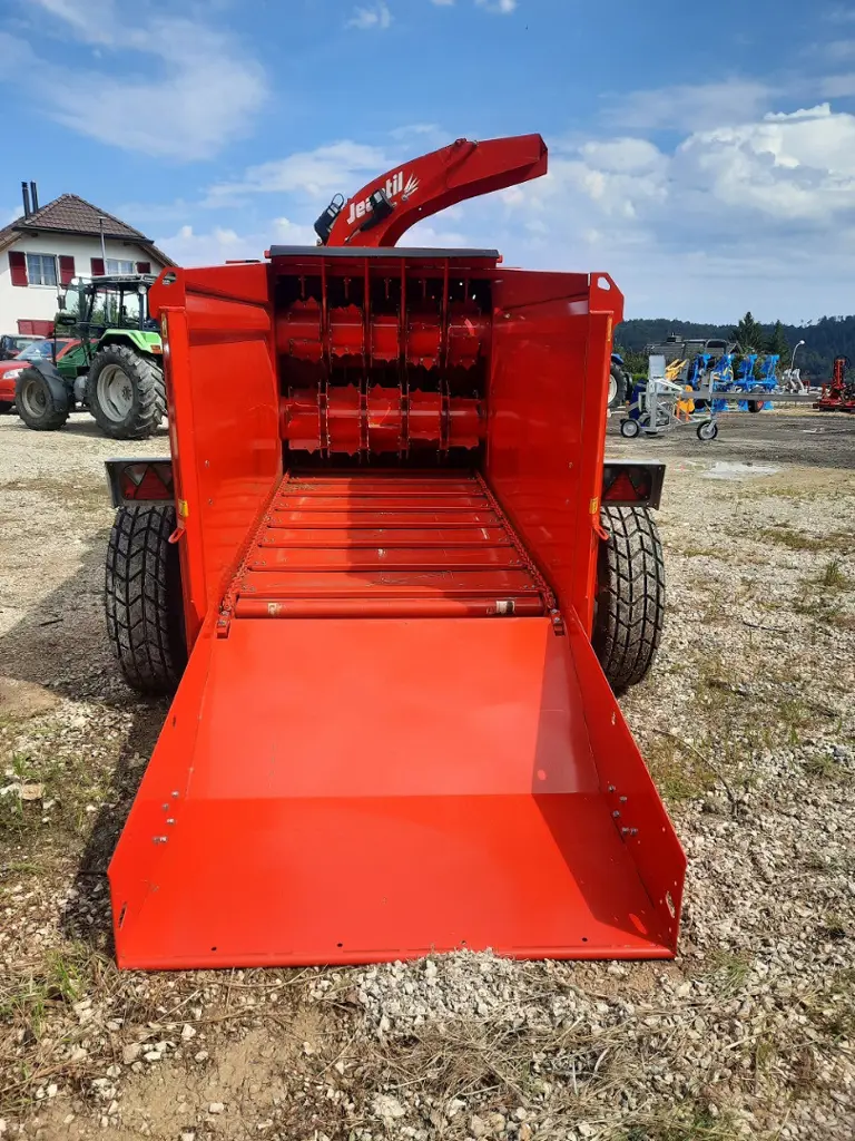 db645a41-3105-45fd-9c5a-fa88d4c7a9ad-Jeantil Jourdain (13).jpg