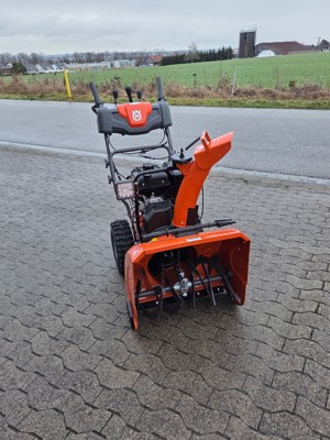 Schneefräse / Schneeschleuder Husqvarna ST224 mit Radantrieb