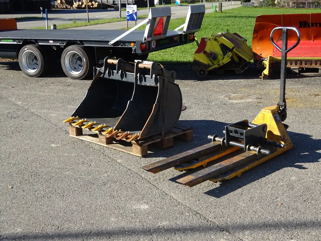 34e09b6a-5d57-476a-b937-514f24f64e6a-DSC01077.jpg