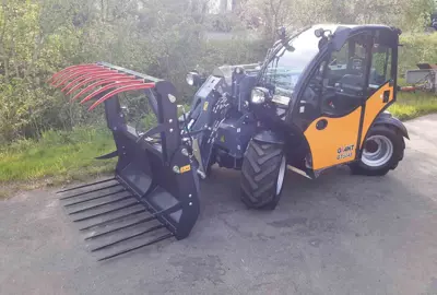 Teleskoplader Giant GT5048 Hoflader Frontlader Radlader Geländestapler