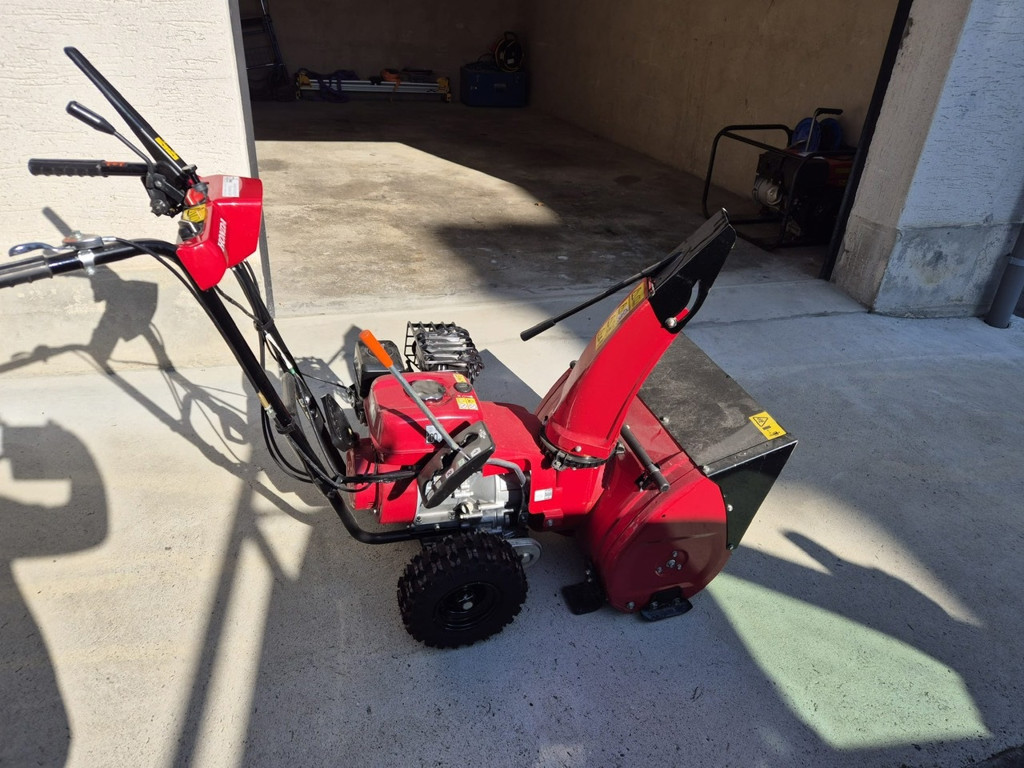 01447a3a-ed7f-42d2-b22c-651f1012d323-Honda Nicolet.jpg