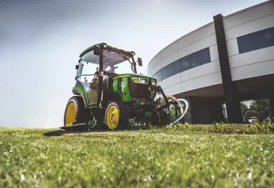 John Deere 2038R - Abverkauf aus Mietflotte