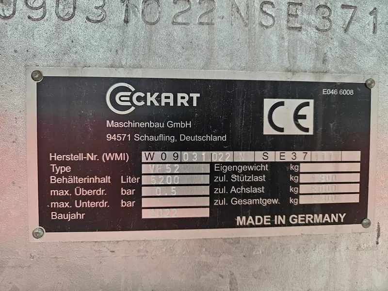 4c4678e8-3b44-4810-9a64-fd53387064ae-1000031514.jpg