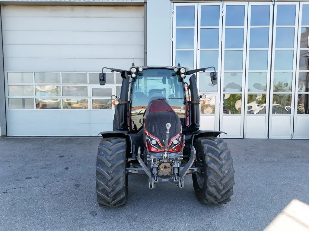 e3a863c0-7790-4e64-a564-259df2859744-Valtra G135 Versu Demo 2024 (5).jpg