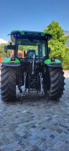 0e909088-54e6-4de5-a497-a8815aeac3d0-D-F 5125.jpg