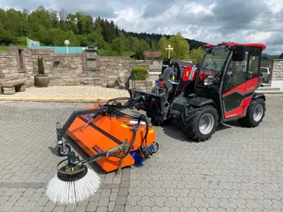 Kehrmaschine Tuchel  für Hoflader