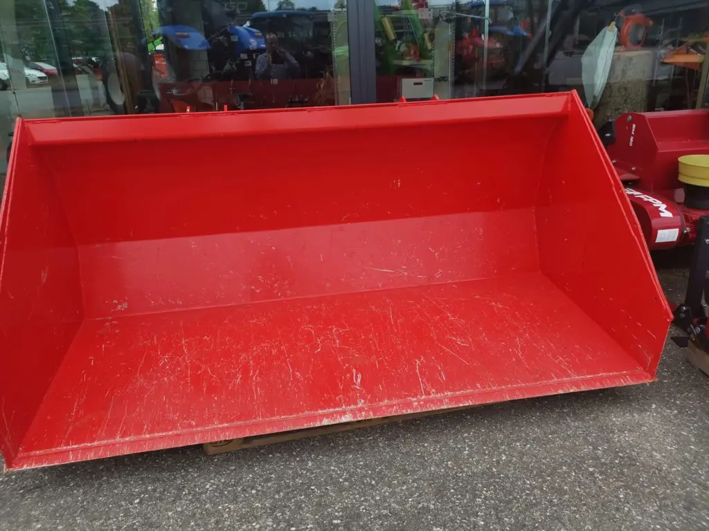 a3175be2-6f73-4eca-897b-e7f90a506463-37e472d5-38dd-40a5-9f4b-9f5c907441b2.jpg