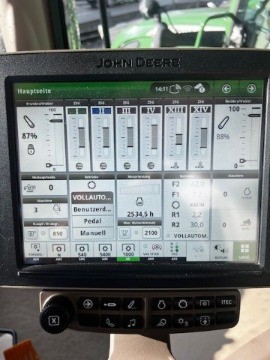 f5577ec7-6efd-42d8-94a8-2d47c9918fb8-john deere 3.jpg
