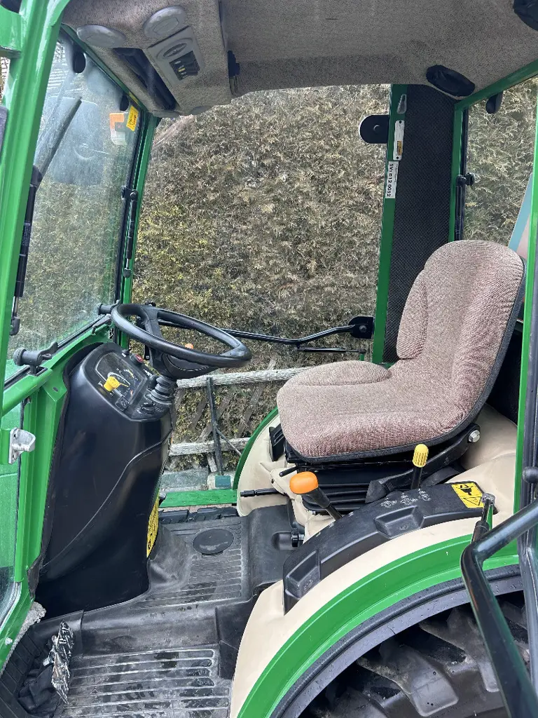 68f6c149-e3be-4498-96ed-e7a9fc80b1c4-Johny 2025 R 007.jpg