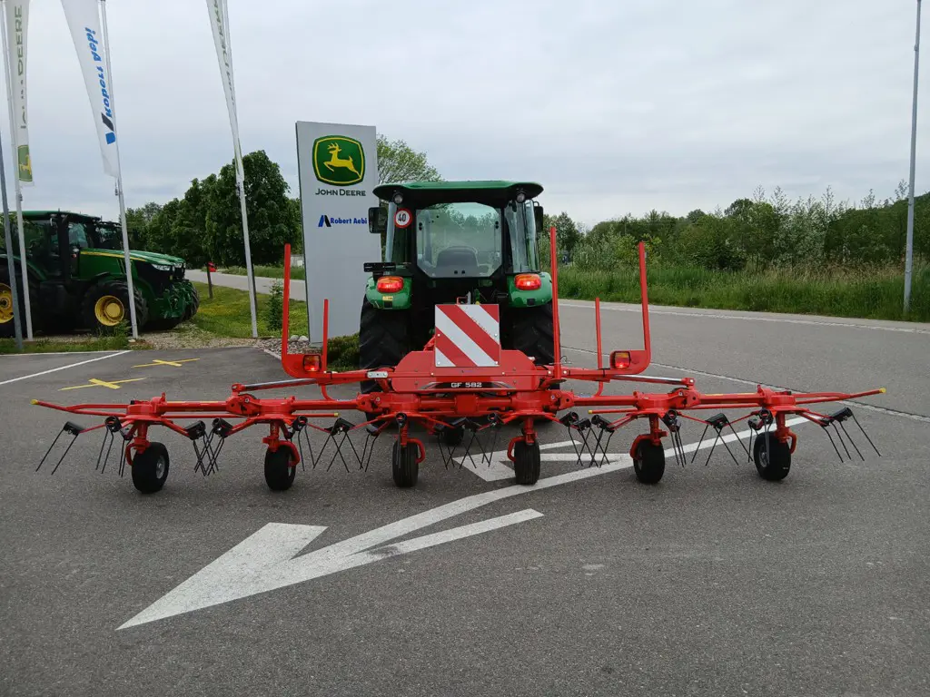 Kuhn GF 582